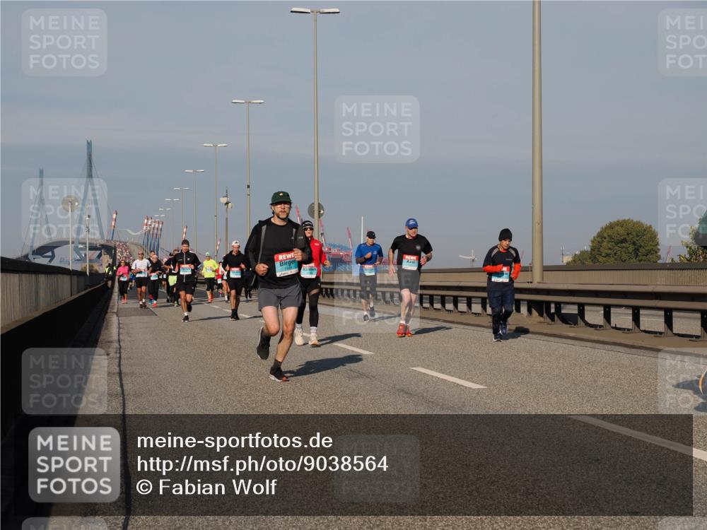 03.10.2025 - Köhlbrandbrückenlauf Fabian Wolf http://msf.ph/oto/9038564 03.10.2025 09:52:55 Position 3  meine-sportfotos.de