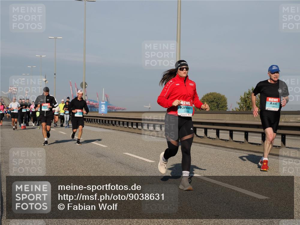 03.10.2025 - Köhlbrandbrückenlauf Fabian Wolf http://msf.ph/oto/9038631 03.10.2025 09:52:59 Position 3 3, 3189, 2534, 1369 meine-sportfotos.de