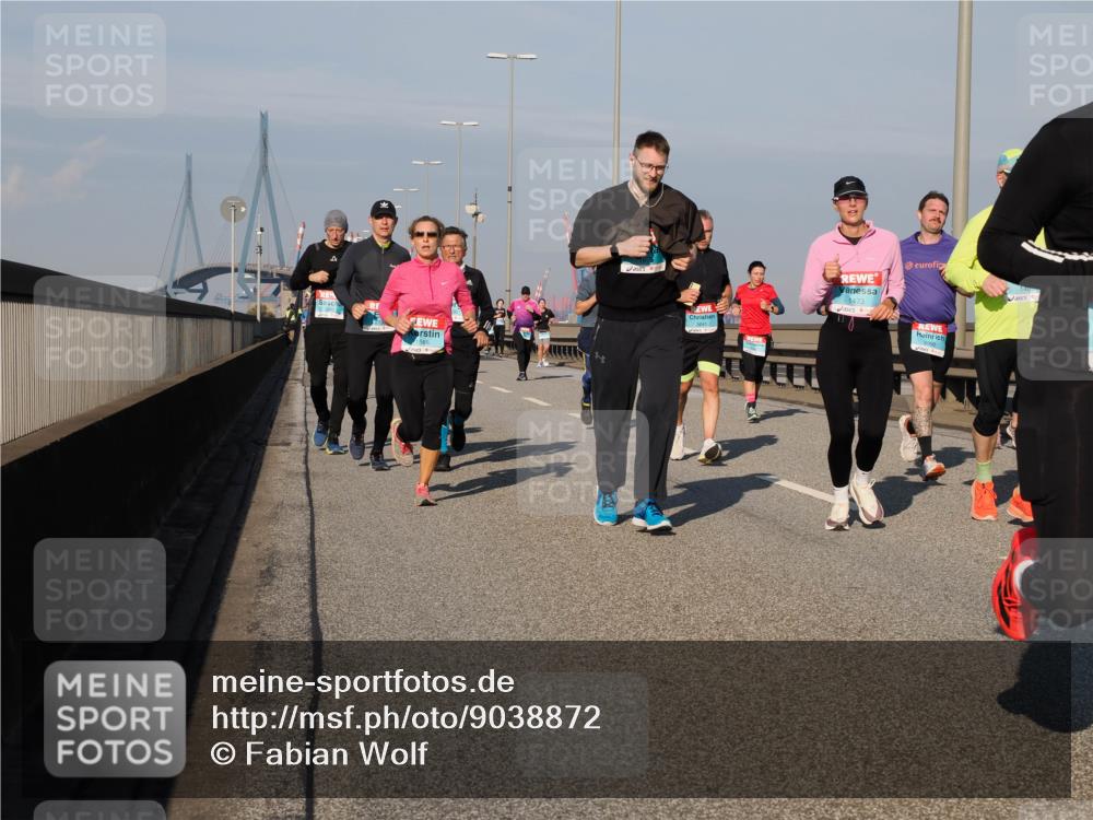 03.10.2025 - Köhlbrandbrückenlauf Fabian Wolf http://msf.ph/oto/9038872 03.10.2025 09:53:10 Position 3 3641, 1473 meine-sportfotos.de
