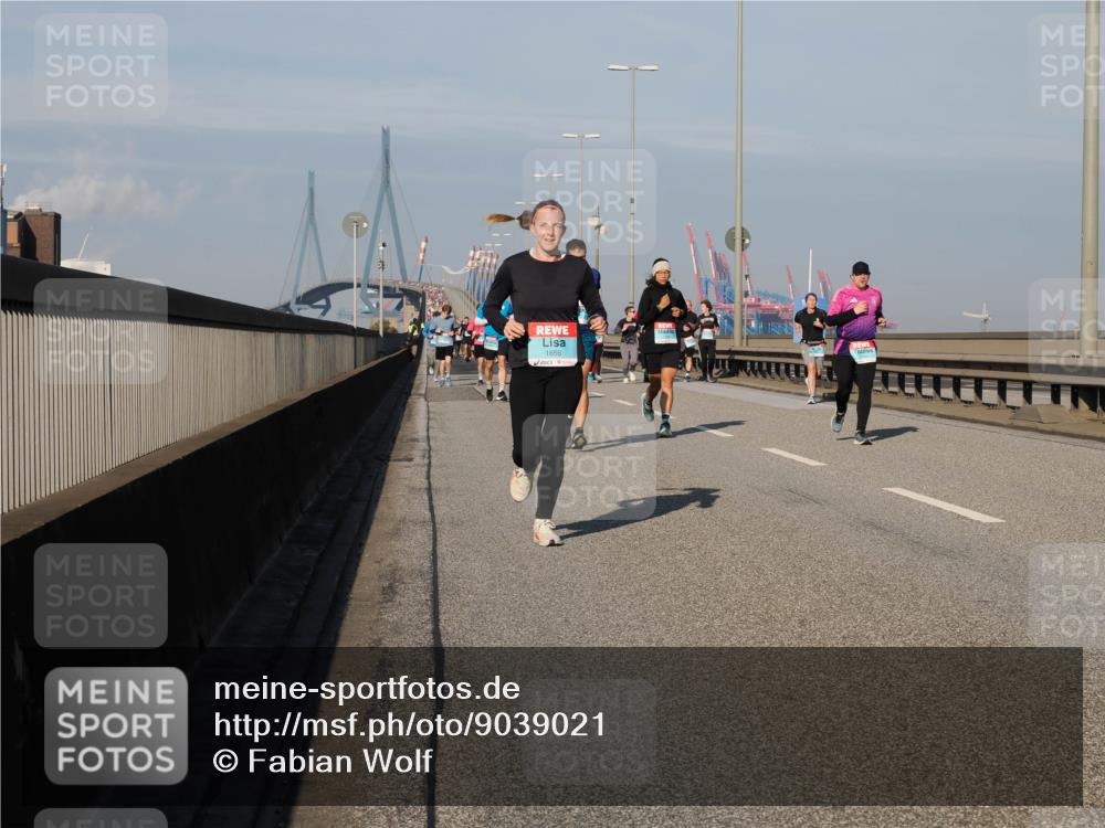 03.10.2025 - Köhlbrandbrückenlauf Fabian Wolf http://msf.ph/oto/9039021 03.10.2025 09:53:18 Position 3 1656 meine-sportfotos.de