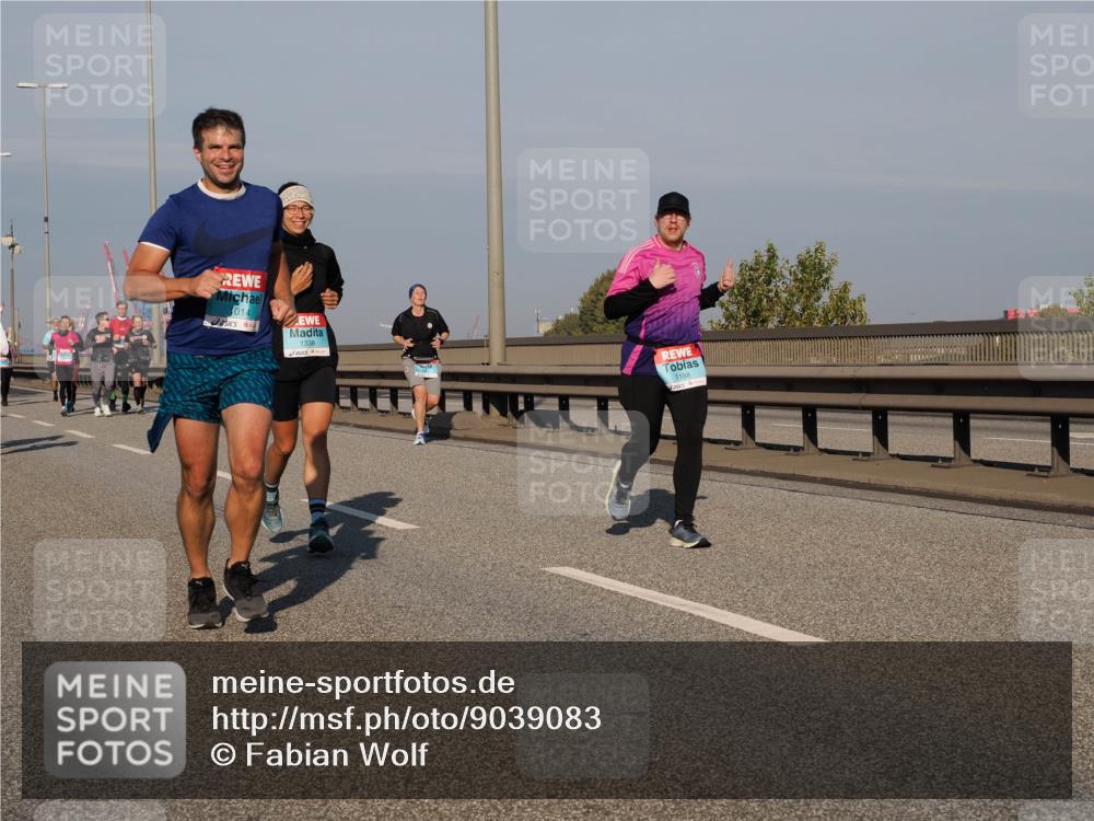 03.10.2025 - Köhlbrandbrückenlauf Fabian Wolf http://msf.ph/oto/9039083 03.10.2025 09:53:22 Position 3 014, 1338, 1188 meine-sportfotos.de