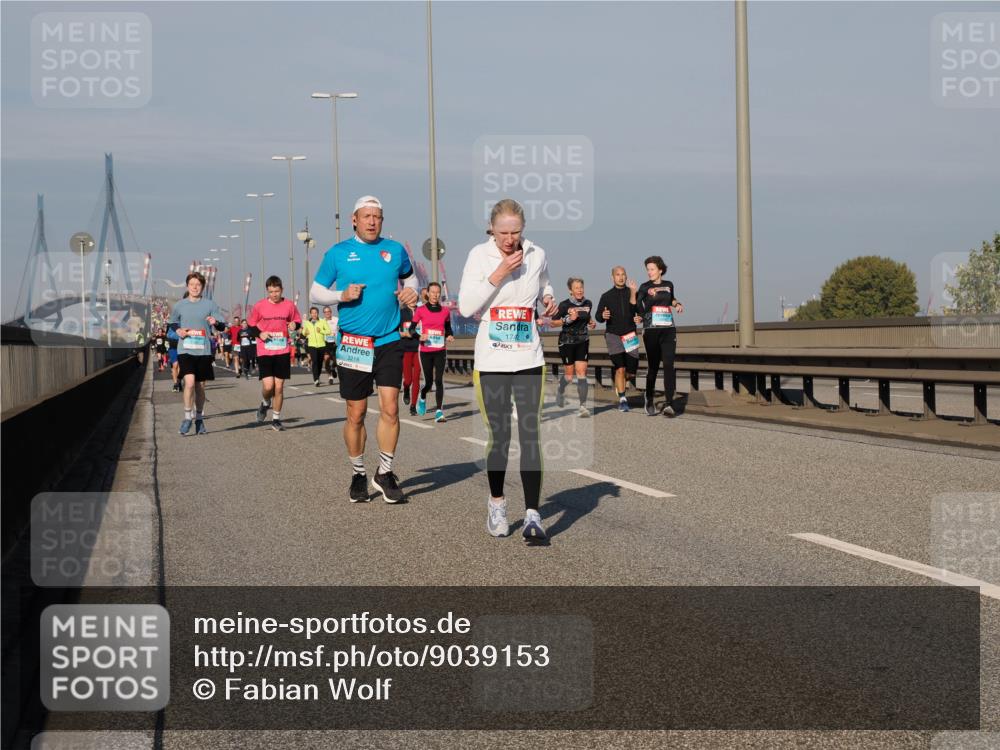 03.10.2025 - Köhlbrandbrückenlauf Fabian Wolf http://msf.ph/oto/9039153 03.10.2025 09:53:27 Position 3 3218, 1742 meine-sportfotos.de