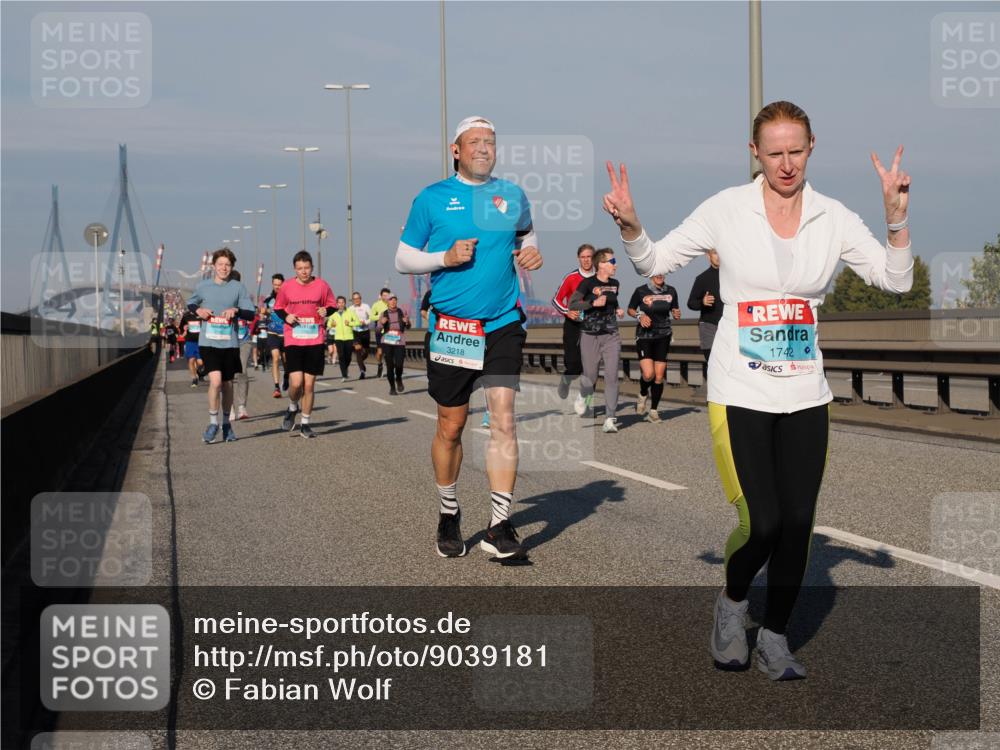 03.10.2025 - Köhlbrandbrückenlauf Fabian Wolf http://msf.ph/oto/9039181 03.10.2025 09:53:28 Position 3 1, 3218, 1742 meine-sportfotos.de