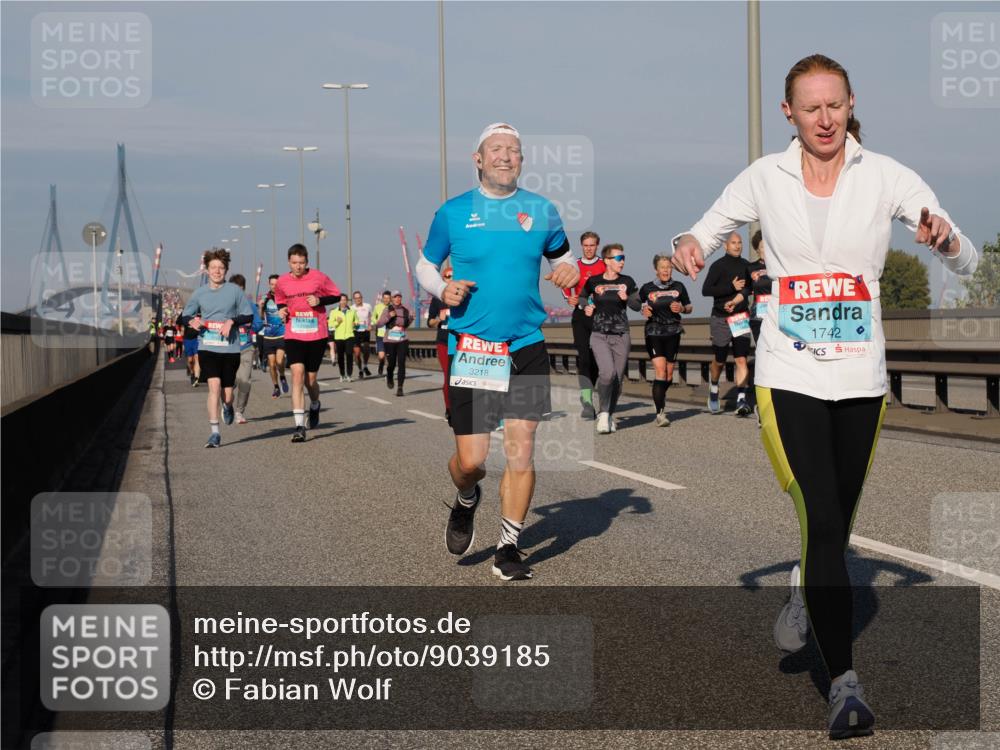 03.10.2025 - Köhlbrandbrückenlauf Fabian Wolf http://msf.ph/oto/9039185 03.10.2025 09:53:28 Position 3 3218, 1742 meine-sportfotos.de