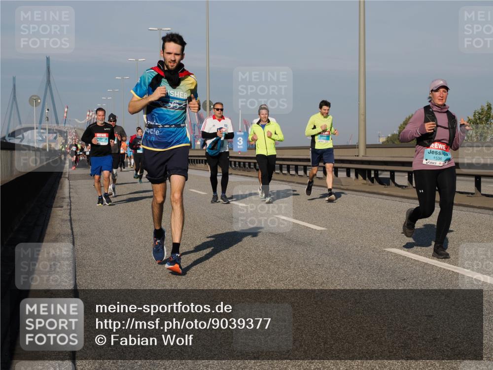 03.10.2025 - Köhlbrandbrückenlauf Fabian Wolf http://msf.ph/oto/9039377 03.10.2025 09:53:37 Position 3 3, 1536 meine-sportfotos.de