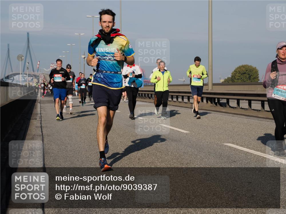 03.10.2025 - Köhlbrandbrückenlauf Fabian Wolf http://msf.ph/oto/9039387 03.10.2025 09:53:37 Position 3 1536 meine-sportfotos.de