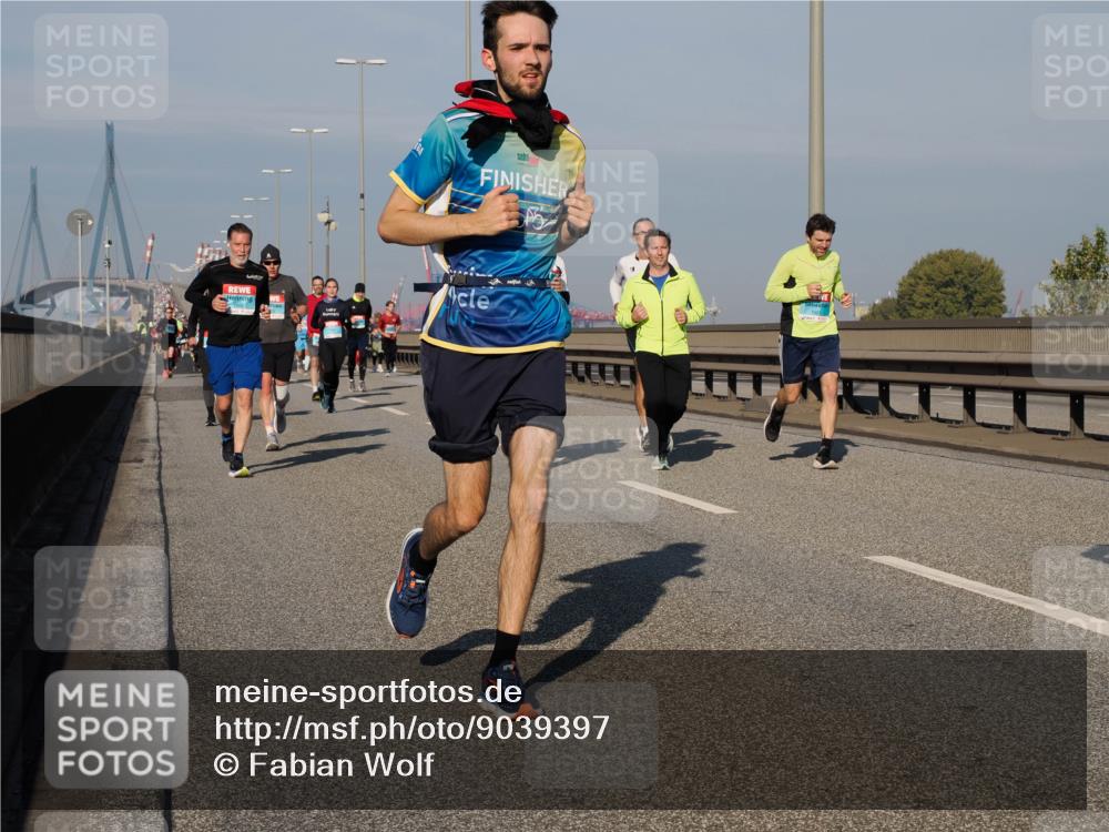 03.10.2025 - Köhlbrandbrückenlauf Fabian Wolf http://msf.ph/oto/9039397 03.10.2025 09:53:37 Position 3  meine-sportfotos.de