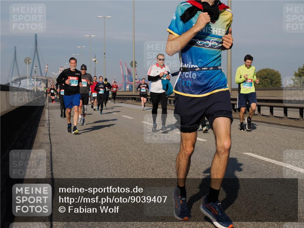 03.10.2025 - Köhlbrandbrückenlauf Fabian Wolf http://msf.ph/oto/9039407 03.10.2025 09:53:38 Position 3  meine-sportfotos.de