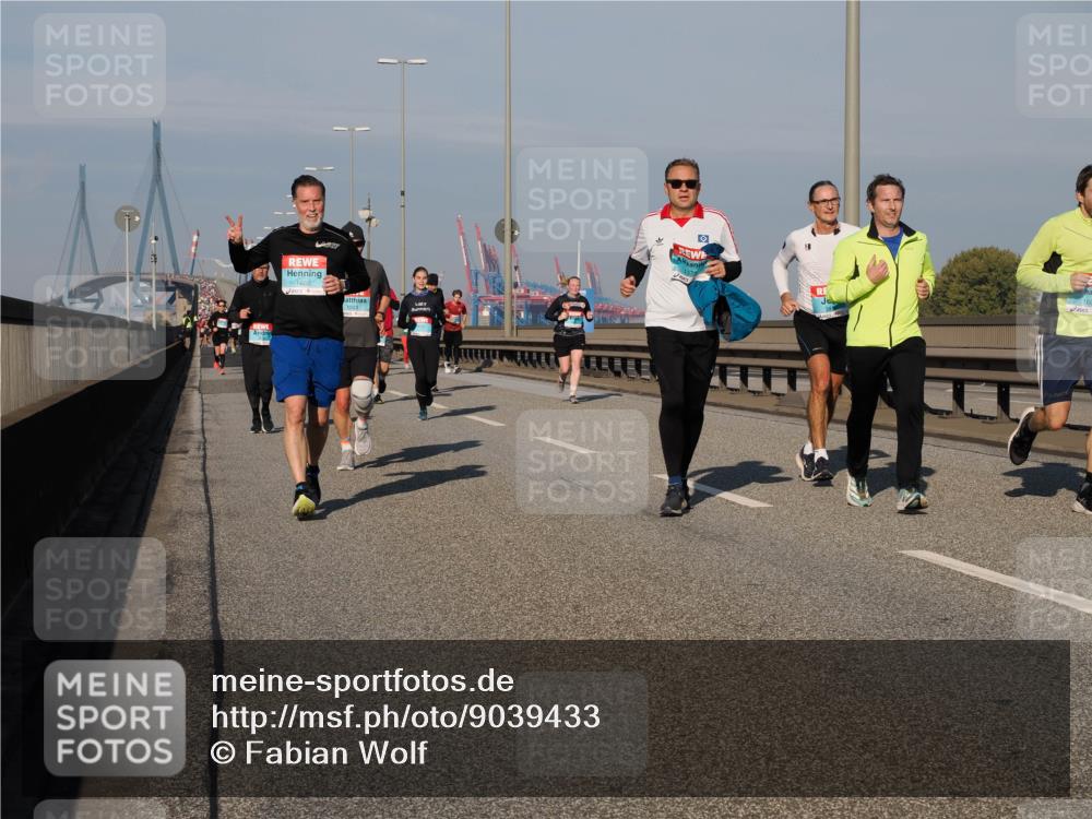 03.10.2025 - Köhlbrandbrückenlauf Fabian Wolf http://msf.ph/oto/9039433 03.10.2025 09:53:39 Position 3 1660, 1371 meine-sportfotos.de
