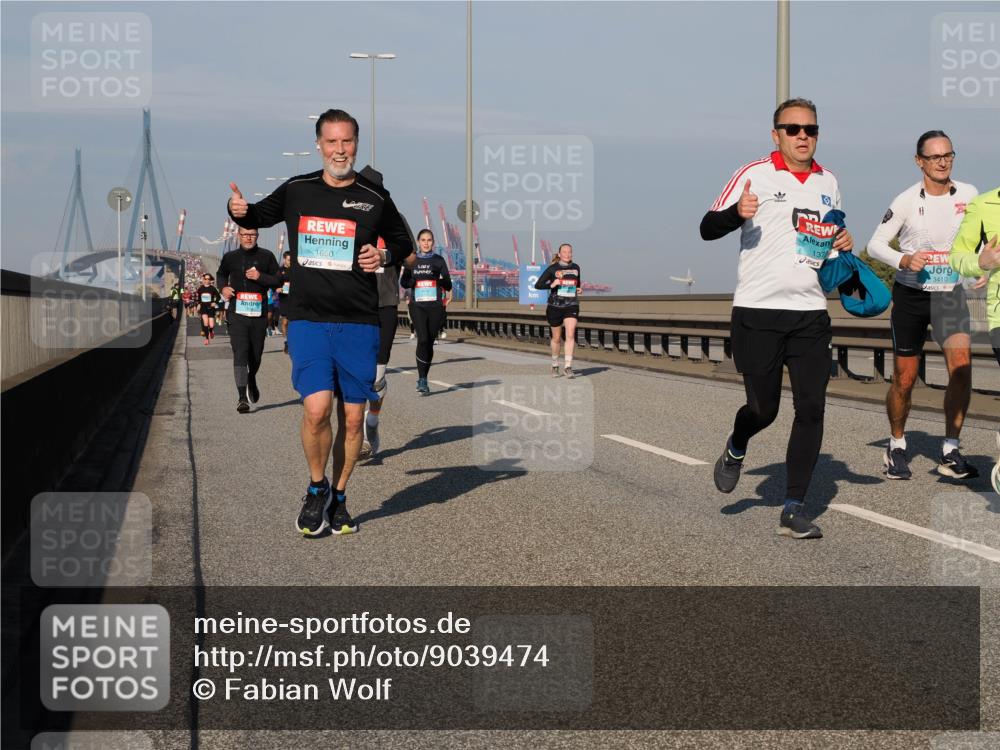 03.10.2025 - Köhlbrandbrückenlauf Fabian Wolf http://msf.ph/oto/9039474 03.10.2025 09:53:40 Position 3 1650, 137, 3410 meine-sportfotos.de
