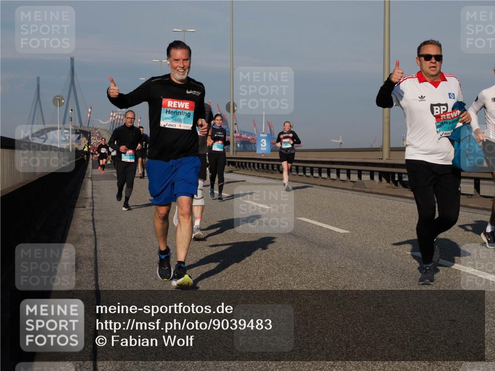 03.10.2025 - Köhlbrandbrückenlauf Fabian Wolf http://msf.ph/oto/9039483 03.10.2025 09:53:41 Position 3 1660, 137 meine-sportfotos.de