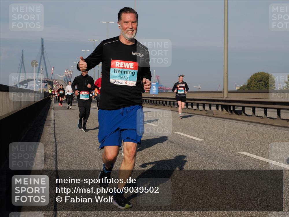 03.10.2025 - Köhlbrandbrückenlauf Fabian Wolf http://msf.ph/oto/9039502 03.10.2025 09:53:41 Position 3 1660, 3 meine-sportfotos.de