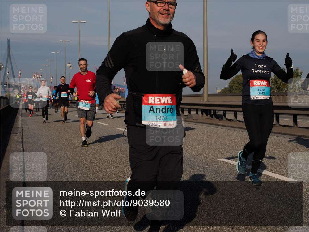 03.10.2025 - Köhlbrandbrückenlauf Fabian Wolf http://msf.ph/oto/9039580 03.10.2025 09:53:45 Position 3 1375, 1873, 3743 meine-sportfotos.de