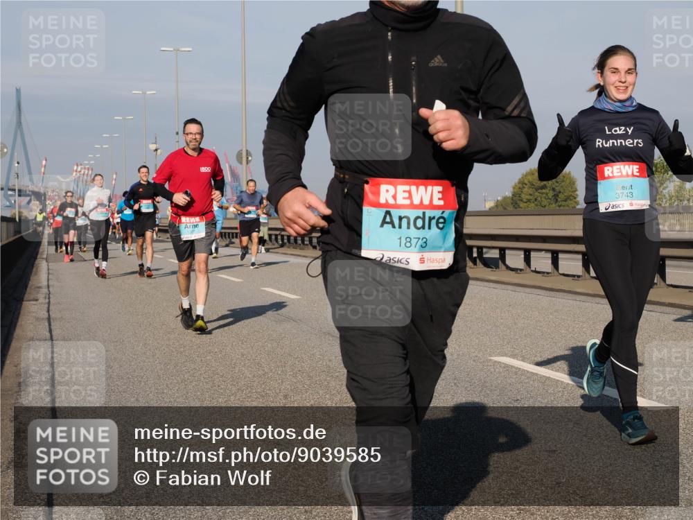 03.10.2025 - Köhlbrandbrückenlauf Fabian Wolf http://msf.ph/oto/9039585 03.10.2025 09:53:46 Position 3 1375, 1873, 3743 meine-sportfotos.de