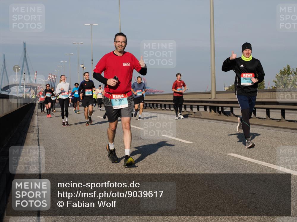 03.10.2025 - Köhlbrandbrückenlauf Fabian Wolf http://msf.ph/oto/9039617 03.10.2025 09:53:47 Position 3 1375, 1833 meine-sportfotos.de