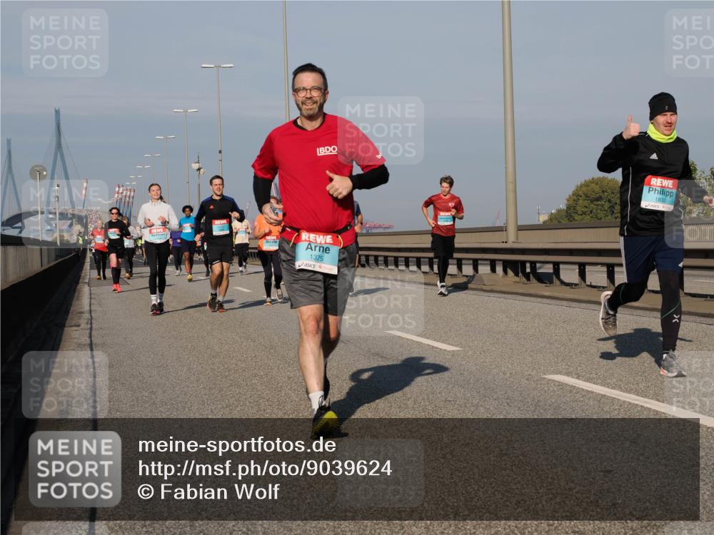 03.10.2025 - Köhlbrandbrückenlauf Fabian Wolf http://msf.ph/oto/9039624 03.10.2025 09:53:47 Position 3 1375, 1833 meine-sportfotos.de