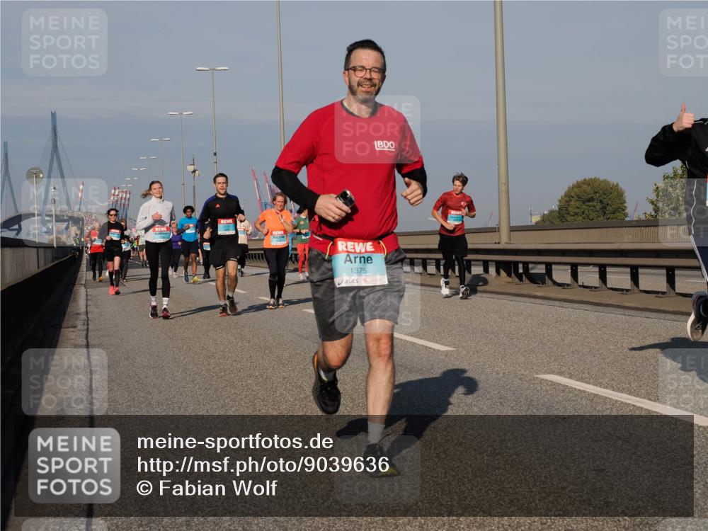 03.10.2025 - Köhlbrandbrückenlauf Fabian Wolf http://msf.ph/oto/9039636 03.10.2025 09:53:48 Position 3 1375 meine-sportfotos.de