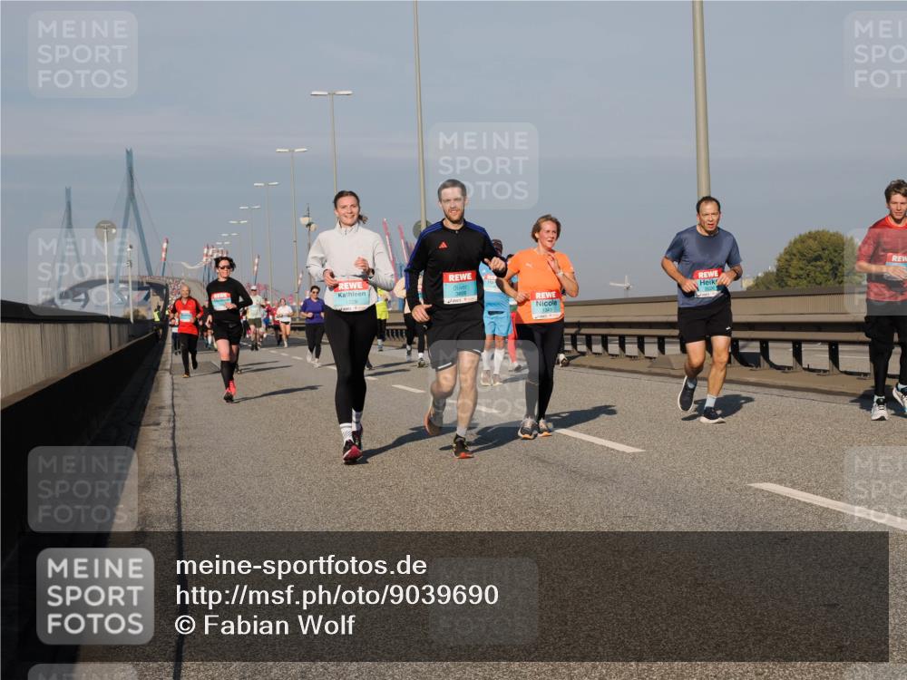 03.10.2025 - Köhlbrandbrückenlauf Fabian Wolf http://msf.ph/oto/9039690 03.10.2025 09:53:50 Position 3 1229, 1343 meine-sportfotos.de