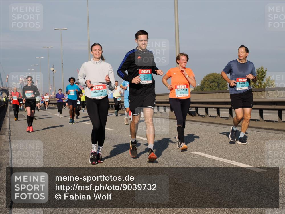 03.10.2025 - Köhlbrandbrückenlauf Fabian Wolf http://msf.ph/oto/9039732 03.10.2025 09:53:52 Position 3 1229, 3808, 1343, 2026 meine-sportfotos.de