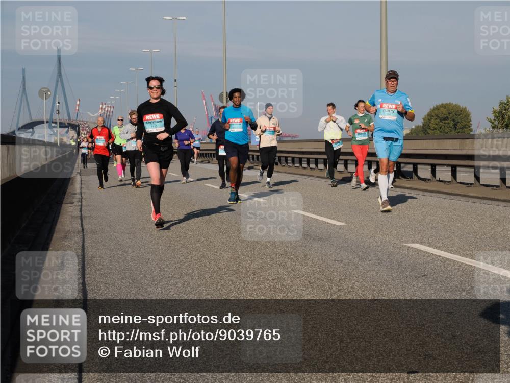 03.10.2025 - Köhlbrandbrückenlauf Fabian Wolf http://msf.ph/oto/9039765 03.10.2025 09:53:54 Position 3 1413 meine-sportfotos.de