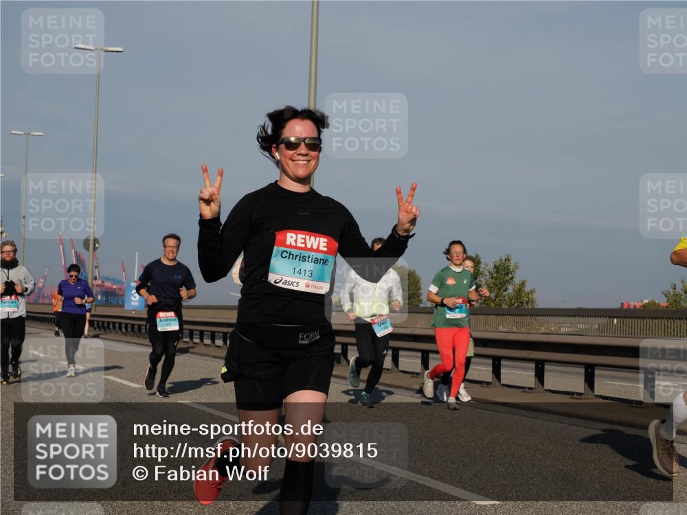 03.10.2025 - Köhlbrandbrückenlauf Fabian Wolf http://msf.ph/oto/9039815 03.10.2025 09:53:57 Position 3 1408, 1413, 136 meine-sportfotos.de