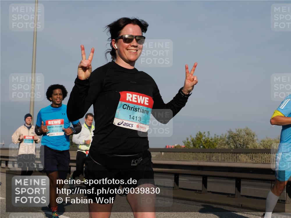 03.10.2025 - Köhlbrandbrückenlauf Fabian Wolf http://msf.ph/oto/9039830 03.10.2025 09:53:57 Position 3 3123, 1413 meine-sportfotos.de