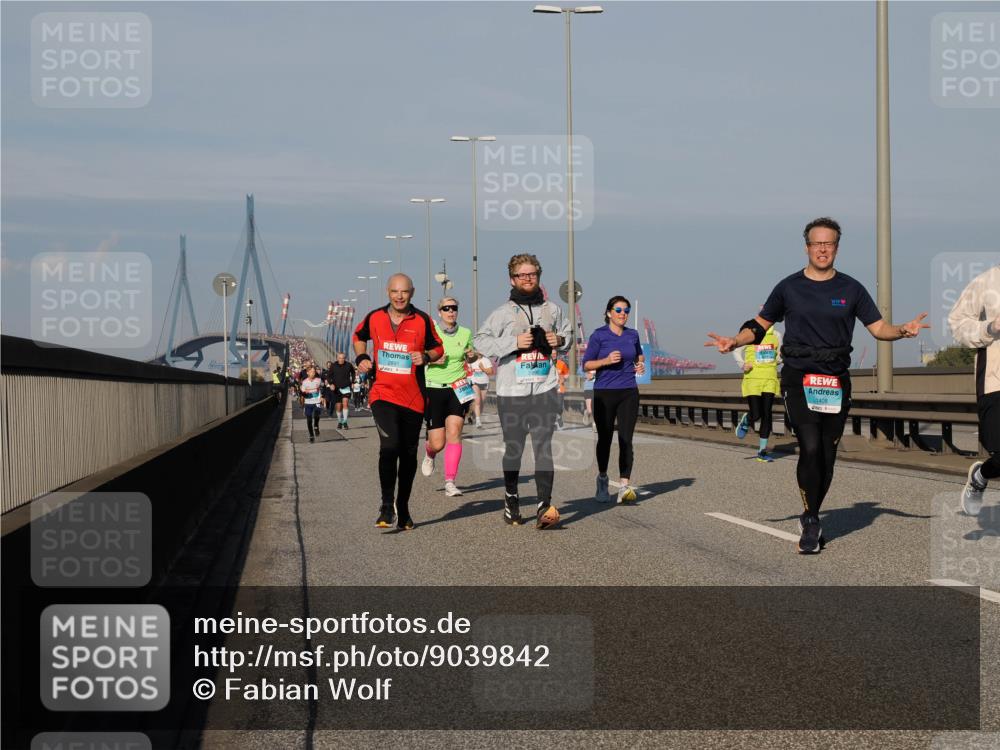 03.10.2025 - Köhlbrandbrückenlauf Fabian Wolf http://msf.ph/oto/9039842 03.10.2025 09:53:58 Position 3 1408 meine-sportfotos.de