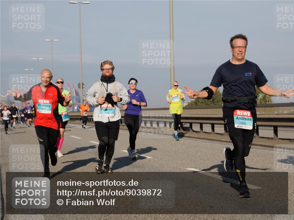 03.10.2025 - Köhlbrandbrückenlauf Fabian Wolf http://msf.ph/oto/9039872 03.10.2025 09:54:00 Position 3 2891, 2890, 1408 meine-sportfotos.de