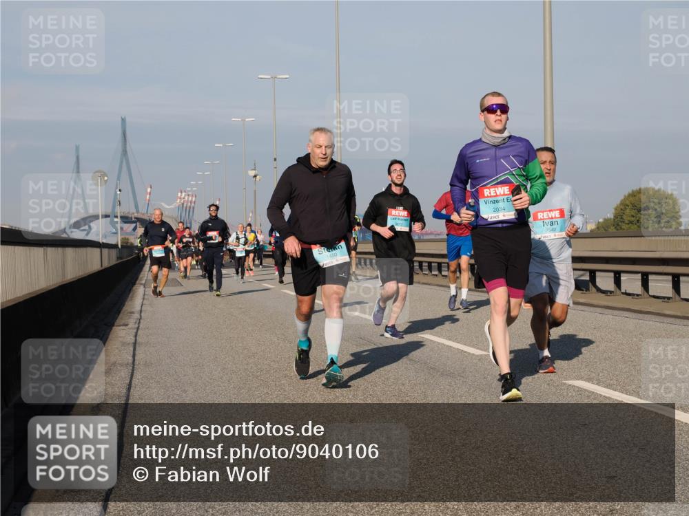 03.10.2025 - Köhlbrandbrückenlauf Fabian Wolf http://msf.ph/oto/9040106 03.10.2025 09:54:12 Position 3 1450, 2034, 3542 meine-sportfotos.de