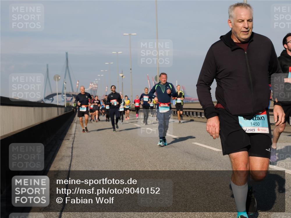 03.10.2025 - Köhlbrandbrückenlauf Fabian Wolf http://msf.ph/oto/9040152 03.10.2025 09:54:14 Position 3 1450 meine-sportfotos.de