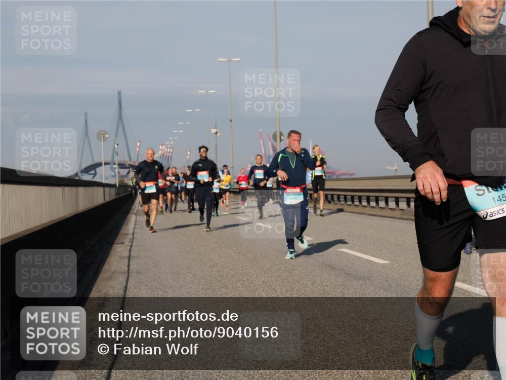 03.10.2025 - Köhlbrandbrückenlauf Fabian Wolf http://msf.ph/oto/9040156 03.10.2025 09:54:15 Position 3 145 meine-sportfotos.de