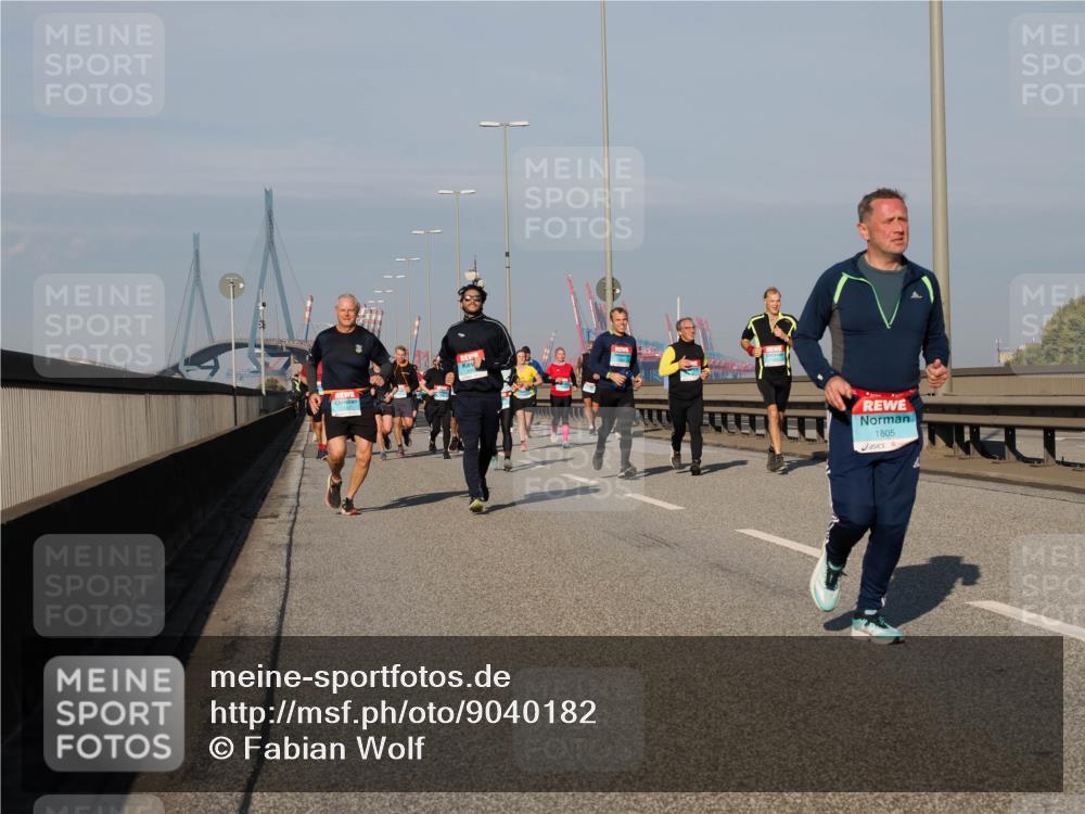 03.10.2025 - Köhlbrandbrückenlauf Fabian Wolf http://msf.ph/oto/9040182 03.10.2025 09:54:16 Position 3 1805 meine-sportfotos.de
