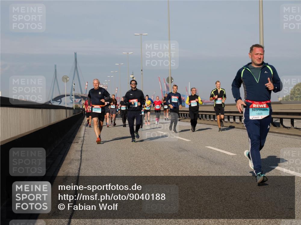 03.10.2025 - Köhlbrandbrückenlauf Fabian Wolf http://msf.ph/oto/9040188 03.10.2025 09:54:17 Position 3 1805 meine-sportfotos.de