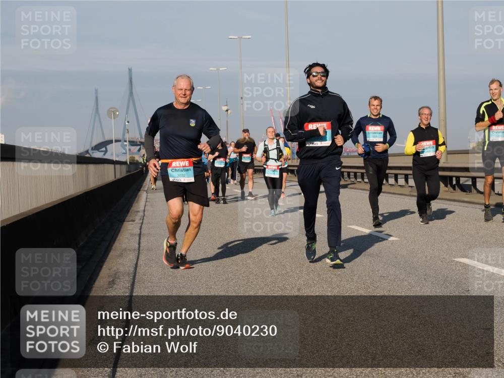 03.10.2025 - Köhlbrandbrückenlauf Fabian Wolf http://msf.ph/oto/9040230 03.10.2025 09:54:19 Position 3 3032, 1201 meine-sportfotos.de