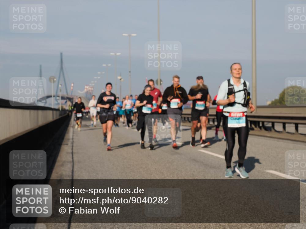 03.10.2025 - Köhlbrandbrückenlauf Fabian Wolf http://msf.ph/oto/9040282 03.10.2025 09:54:23 Position 3  meine-sportfotos.de