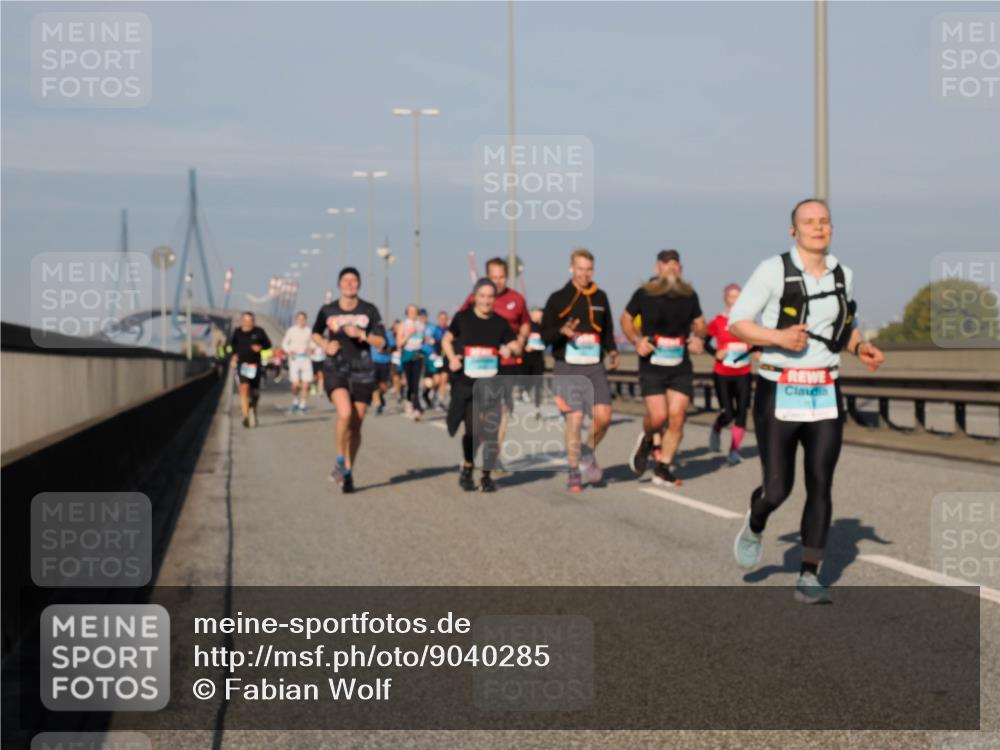 03.10.2025 - Köhlbrandbrückenlauf Fabian Wolf http://msf.ph/oto/9040285 03.10.2025 09:54:23 Position 3  meine-sportfotos.de