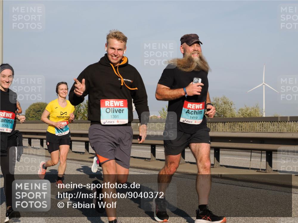 03.10.2025 - Köhlbrandbrückenlauf Fabian Wolf http://msf.ph/oto/9040372 03.10.2025 09:54:26 Position 3 1391, 1419, 3068 meine-sportfotos.de