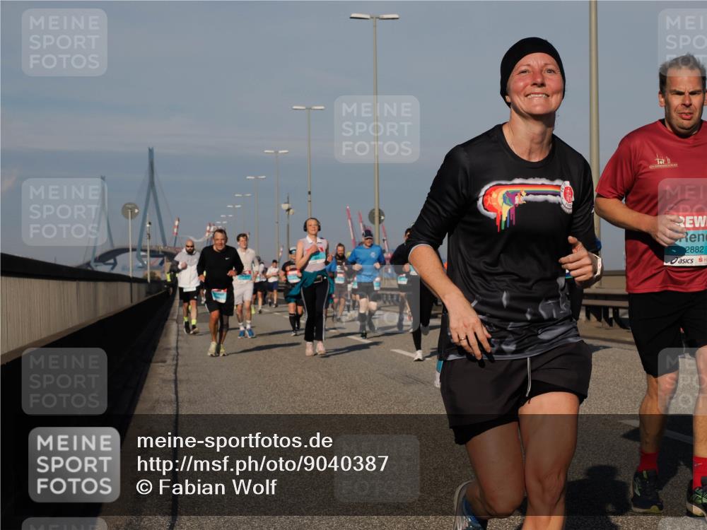 03.10.2025 - Köhlbrandbrückenlauf Fabian Wolf http://msf.ph/oto/9040387 03.10.2025 09:54:27 Position 3 2882 meine-sportfotos.de