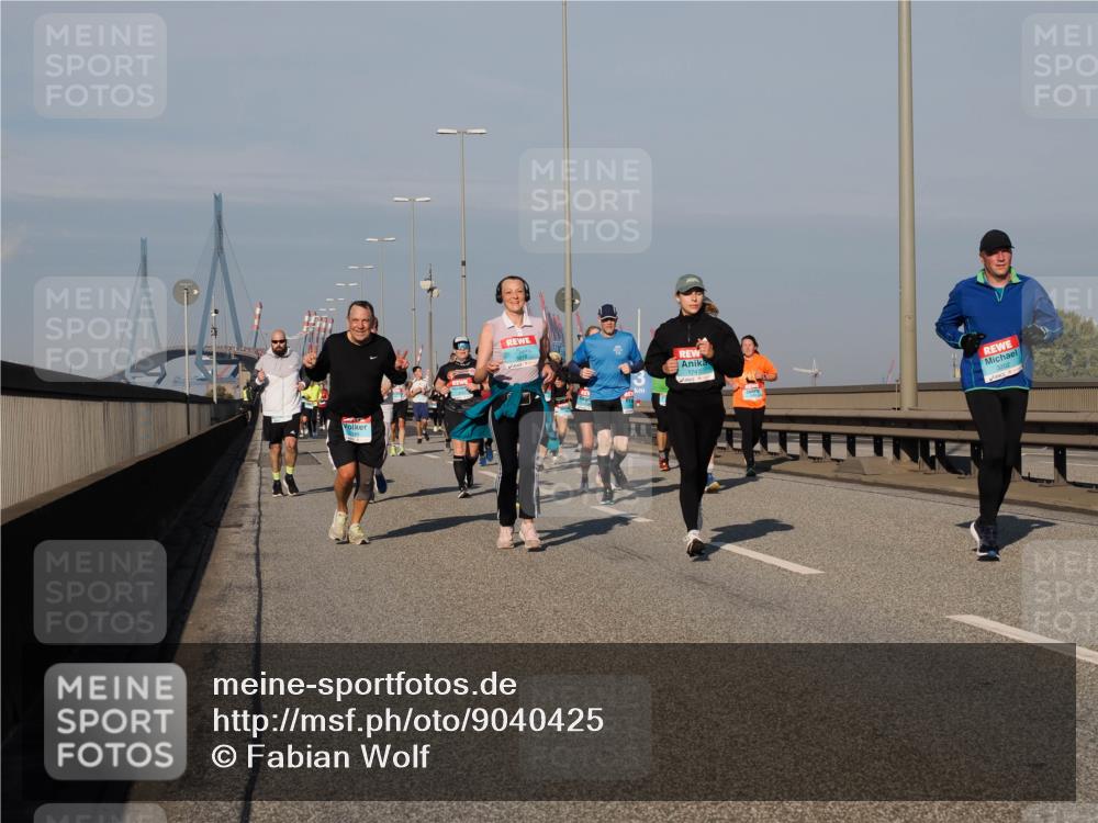 03.10.2025 - Köhlbrandbrückenlauf Fabian Wolf http://msf.ph/oto/9040425 03.10.2025 09:54:29 Position 3 1747 meine-sportfotos.de