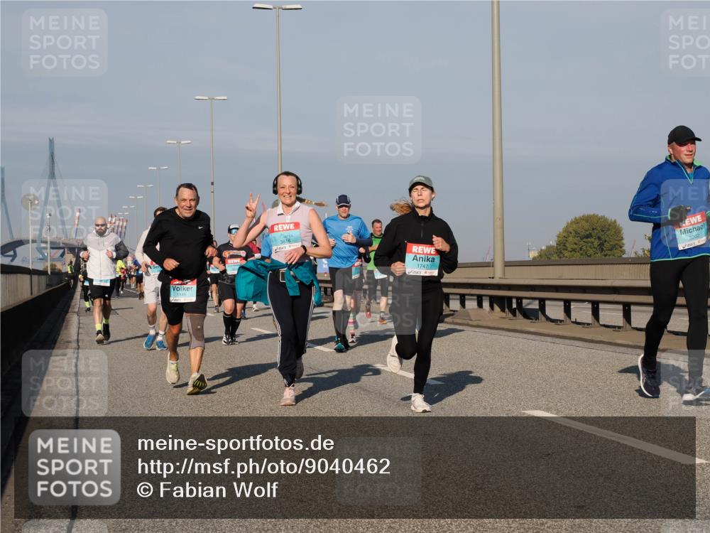 03.10.2025 - Köhlbrandbrückenlauf Fabian Wolf http://msf.ph/oto/9040462 03.10.2025 09:54:30 Position 3 1149, 3818, 1747, 3202 meine-sportfotos.de