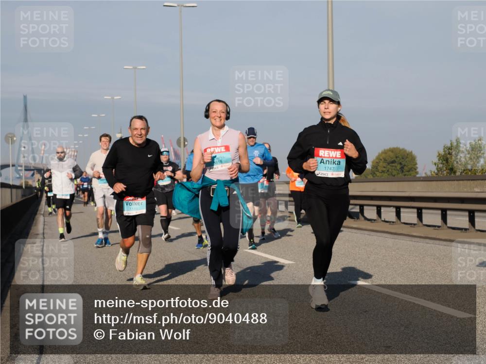 03.10.2025 - Köhlbrandbrückenlauf Fabian Wolf http://msf.ph/oto/9040488 03.10.2025 09:54:31 Position 3 1149, 818, 1747 meine-sportfotos.de