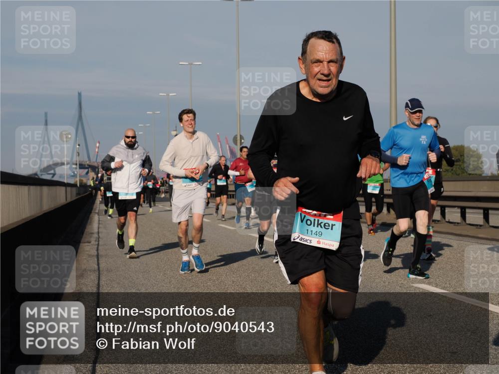 03.10.2025 - Köhlbrandbrückenlauf Fabian Wolf http://msf.ph/oto/9040543 03.10.2025 09:54:32 Position 3 1149 meine-sportfotos.de