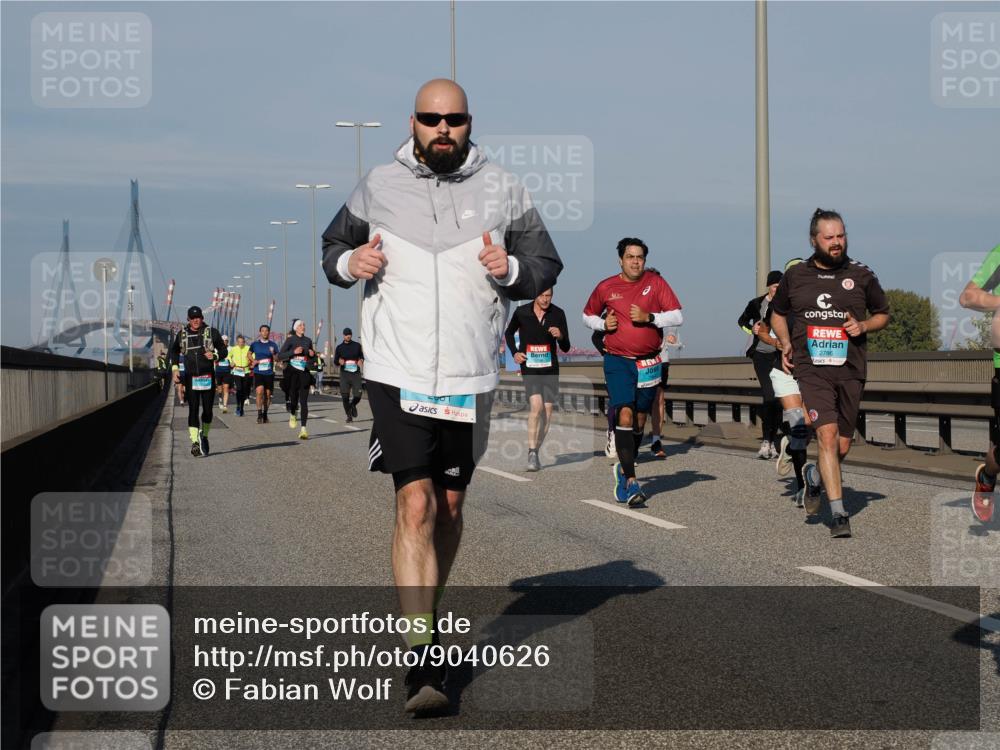 03.10.2025 - Köhlbrandbrückenlauf Fabian Wolf http://msf.ph/oto/9040626 03.10.2025 09:54:35 Position 3 2786 meine-sportfotos.de