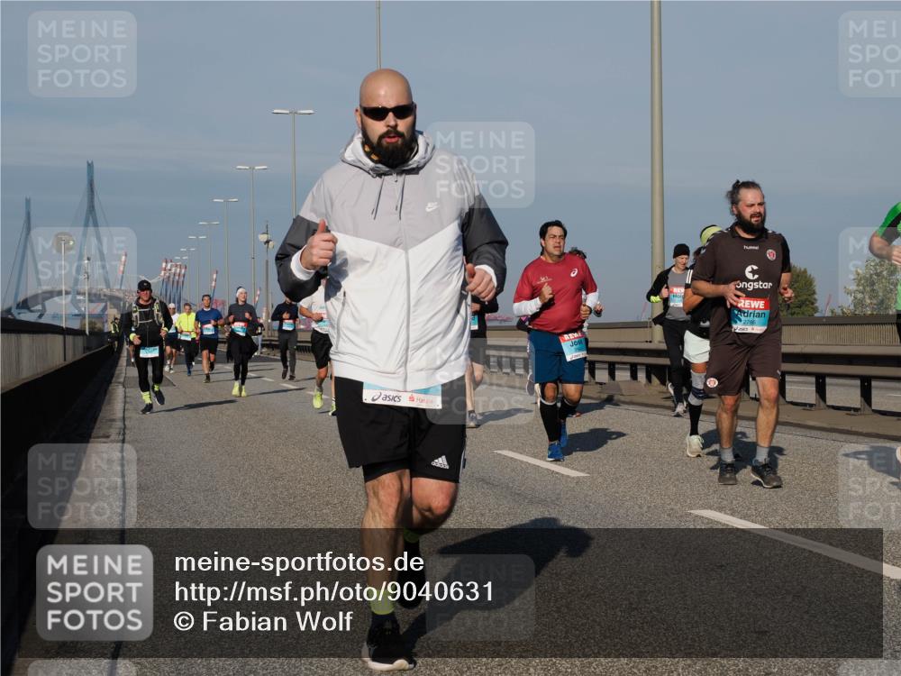 03.10.2025 - Köhlbrandbrückenlauf Fabian Wolf http://msf.ph/oto/9040631 03.10.2025 09:54:36 Position 3 2786 meine-sportfotos.de