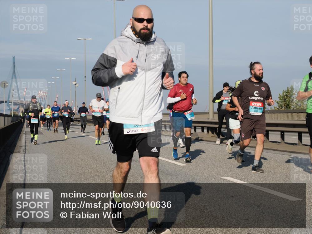 03.10.2025 - Köhlbrandbrückenlauf Fabian Wolf http://msf.ph/oto/9040636 03.10.2025 09:54:36 Position 3 200, 2786 meine-sportfotos.de