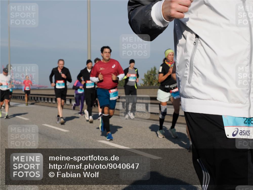 03.10.2025 - Köhlbrandbrückenlauf Fabian Wolf http://msf.ph/oto/9040647 03.10.2025 09:54:37 Position 3 288 meine-sportfotos.de