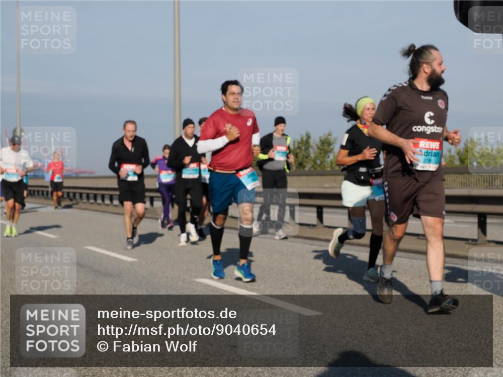 03.10.2025 - Köhlbrandbrückenlauf Fabian Wolf http://msf.ph/oto/9040654 03.10.2025 09:54:37 Position 3  meine-sportfotos.de