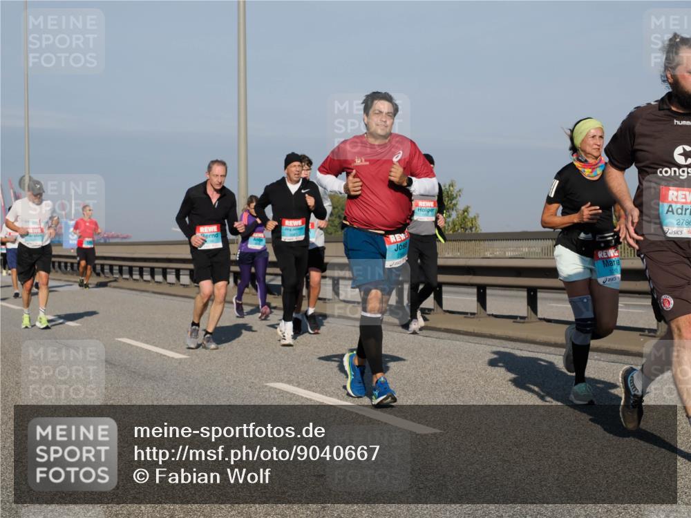 03.10.2025 - Köhlbrandbrückenlauf Fabian Wolf http://msf.ph/oto/9040667 03.10.2025 09:54:38 Position 3 2786, 1093 meine-sportfotos.de