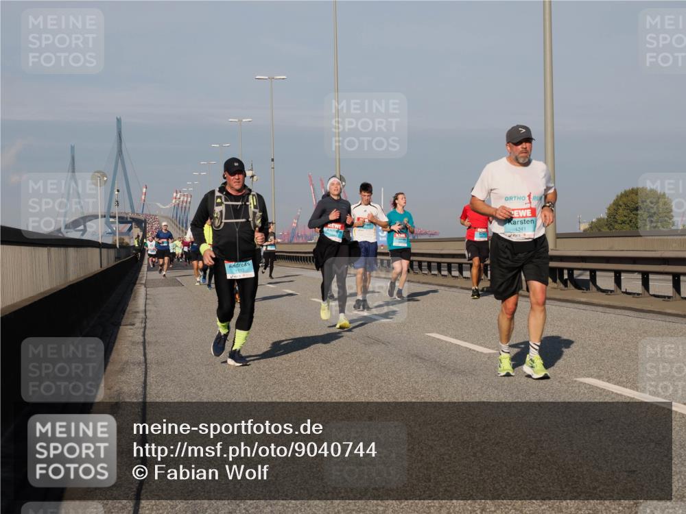 03.10.2025 - Köhlbrandbrückenlauf Fabian Wolf http://msf.ph/oto/9040744 03.10.2025 09:54:40 Position 3 1512, 1341 meine-sportfotos.de