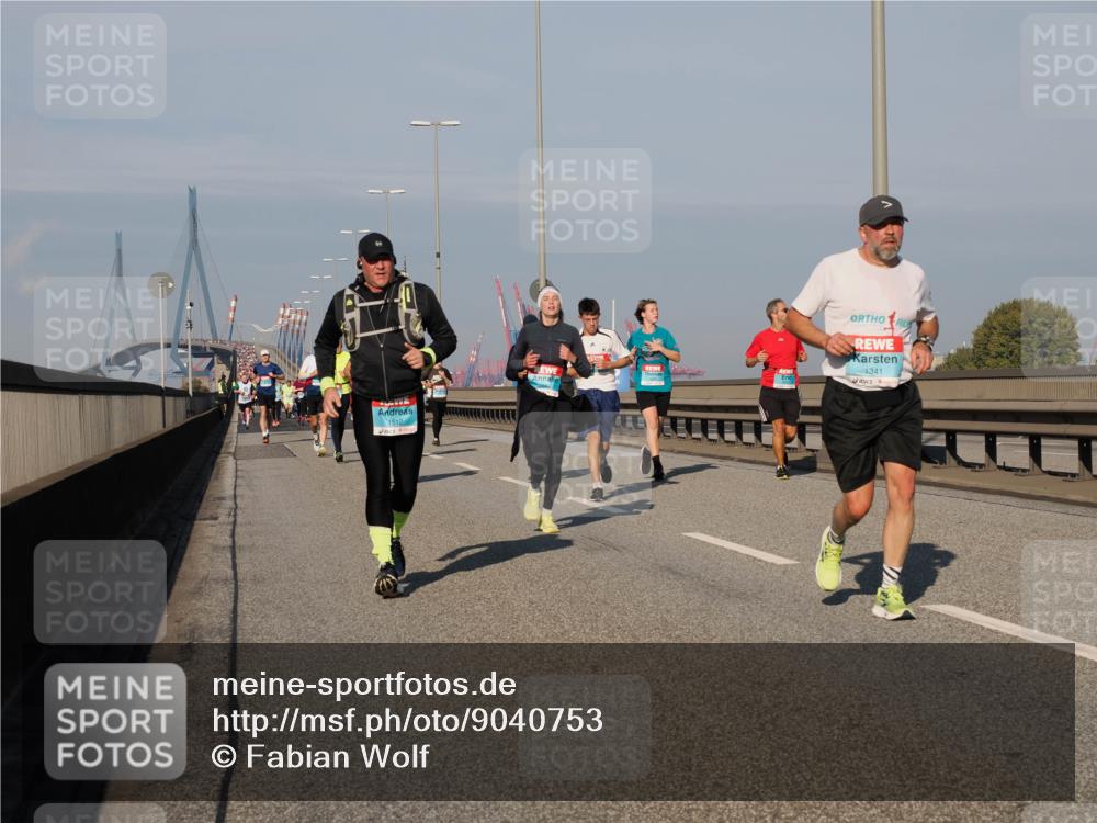03.10.2025 - Köhlbrandbrückenlauf Fabian Wolf http://msf.ph/oto/9040753 03.10.2025 09:54:41 Position 3 1512, 1341 meine-sportfotos.de